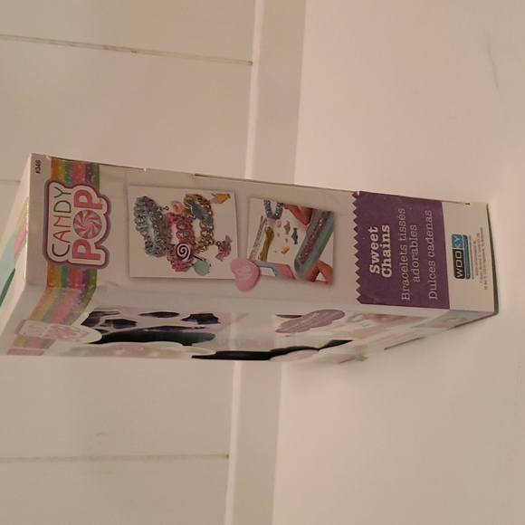 Toy - Picture 3 of 5